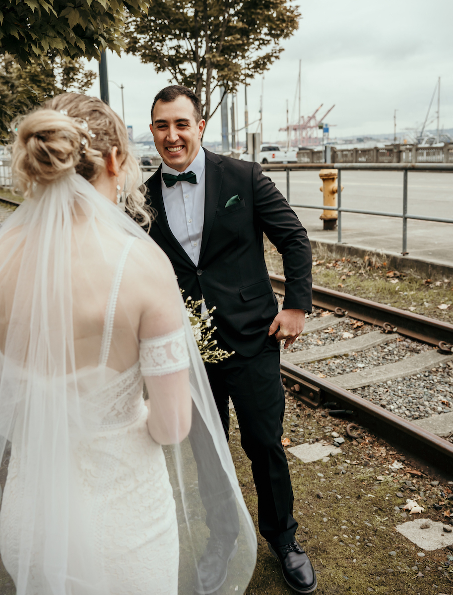 Seattle Elopement at Discovery Park