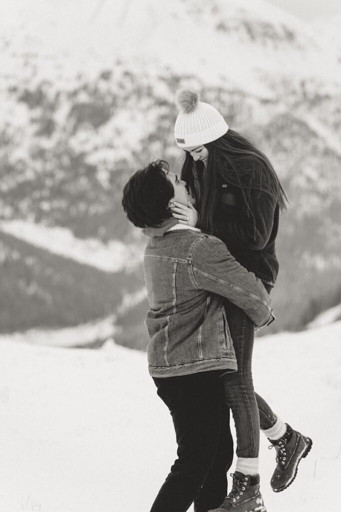 Amanda & eli engagement portraits