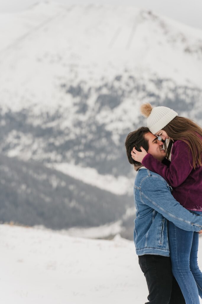Amanda & eli engagement portraits
